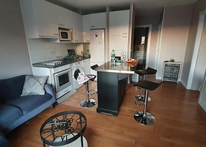 Hendaye: Joli T3, Piscine Et Parking Avec Vue Sur L'ocean Apartman *